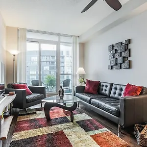 Apartment Gorgeous Downtown Oasis With Views & Parking!
